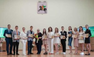 Бал золотых медалистов в Клину
