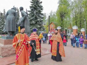 Благодарственный молебен 9 мая в Клину (+фото)