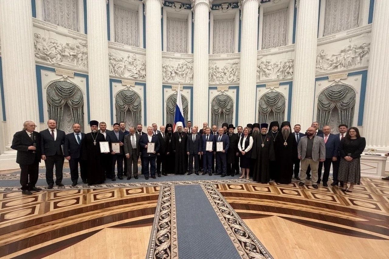 Епископу Сергиево-Посадскому и Дмитровскому Кириллу вручена государственная награда